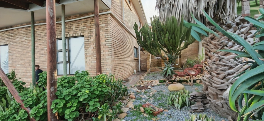5 Bedroom Property for Sale in Dana Bay Western Cape